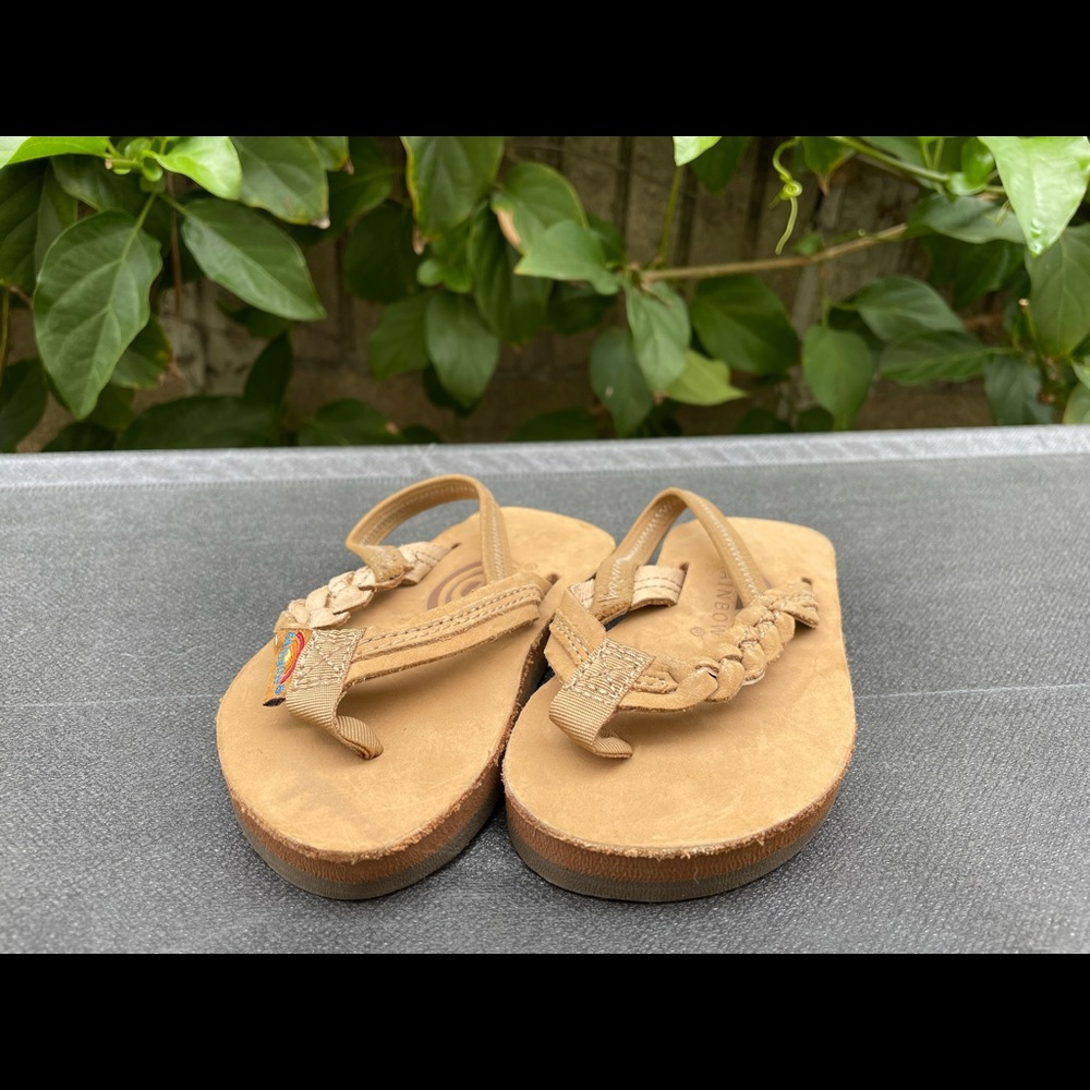 *Brand New* Kids Braidy Leather Rainbow sandals